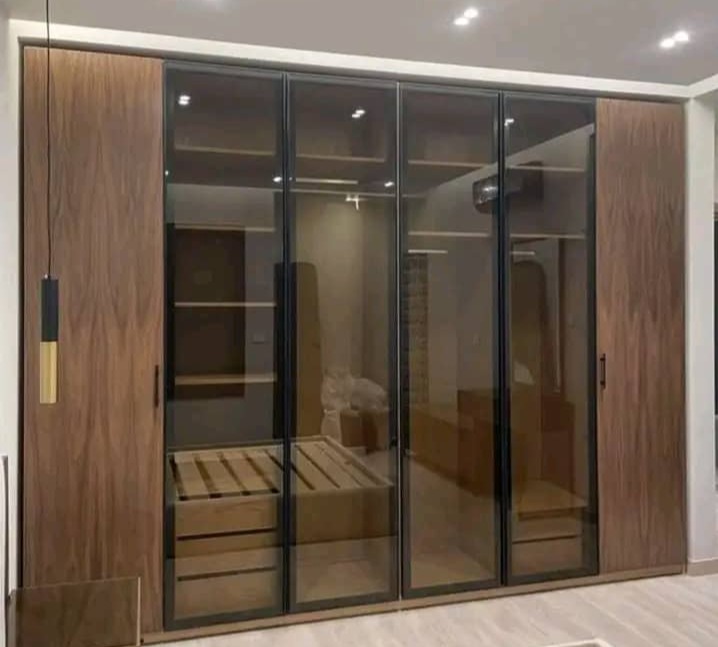 DIAMOND BUILD AND DECOR